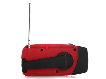 Noodradio opgeladen met een slinger, zonnepaneel of USB