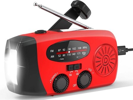 Noodradio opgeladen met een slinger, zonnepaneel of USB