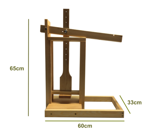 Grote houten kaaspers met hefboom